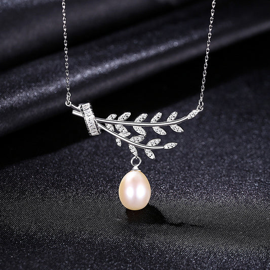 Leaf Design Freshwater Pearl Pendant
