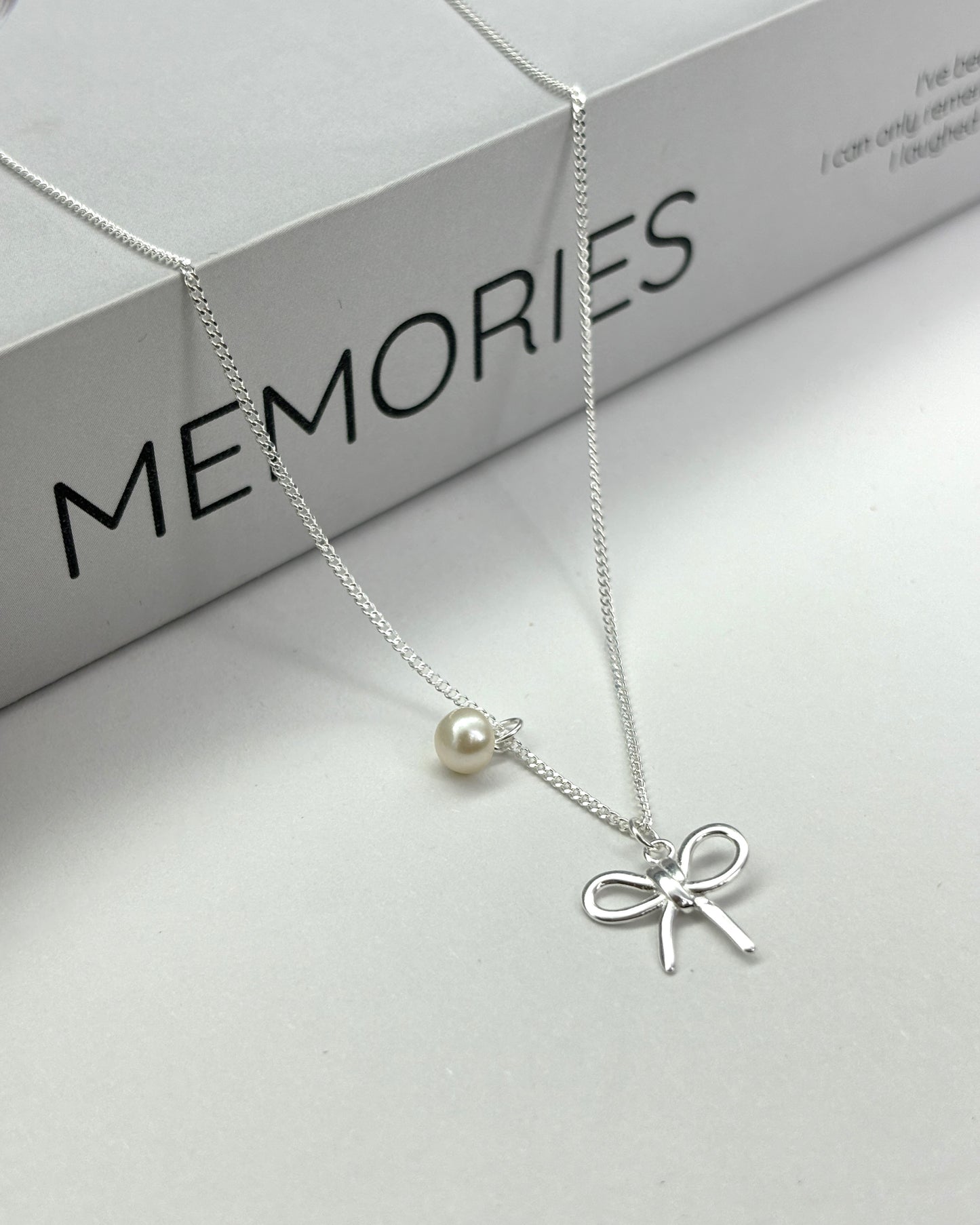 Bow Sweet Gentle Collarbone Chain Pearl