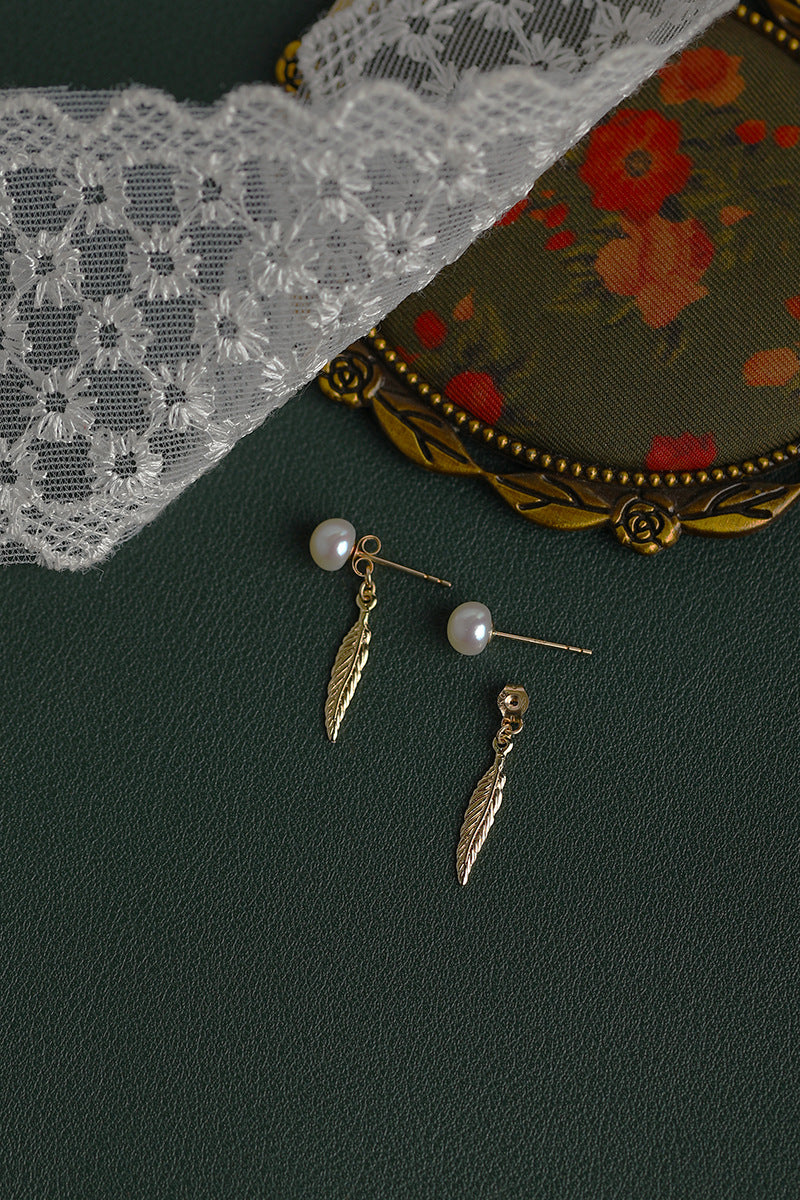 Feather freshwater pearl stud earrings