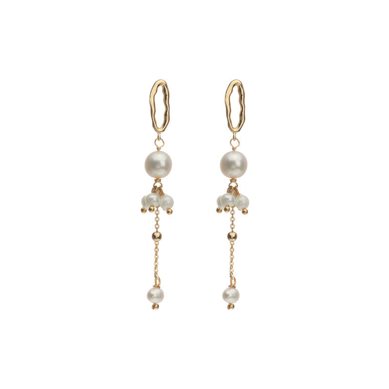 Tassel flower cluster design pearl earrings