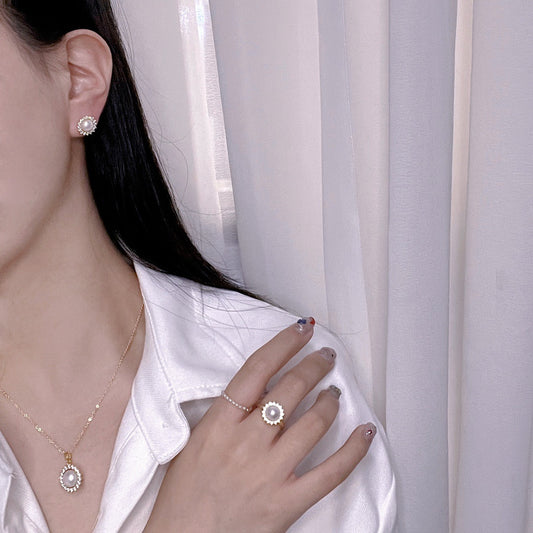 Natural Pearl Sunflower Design Set