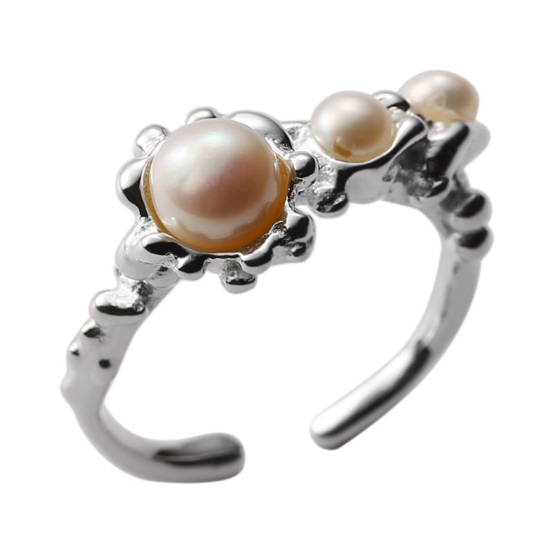 Irregular design pearl ring