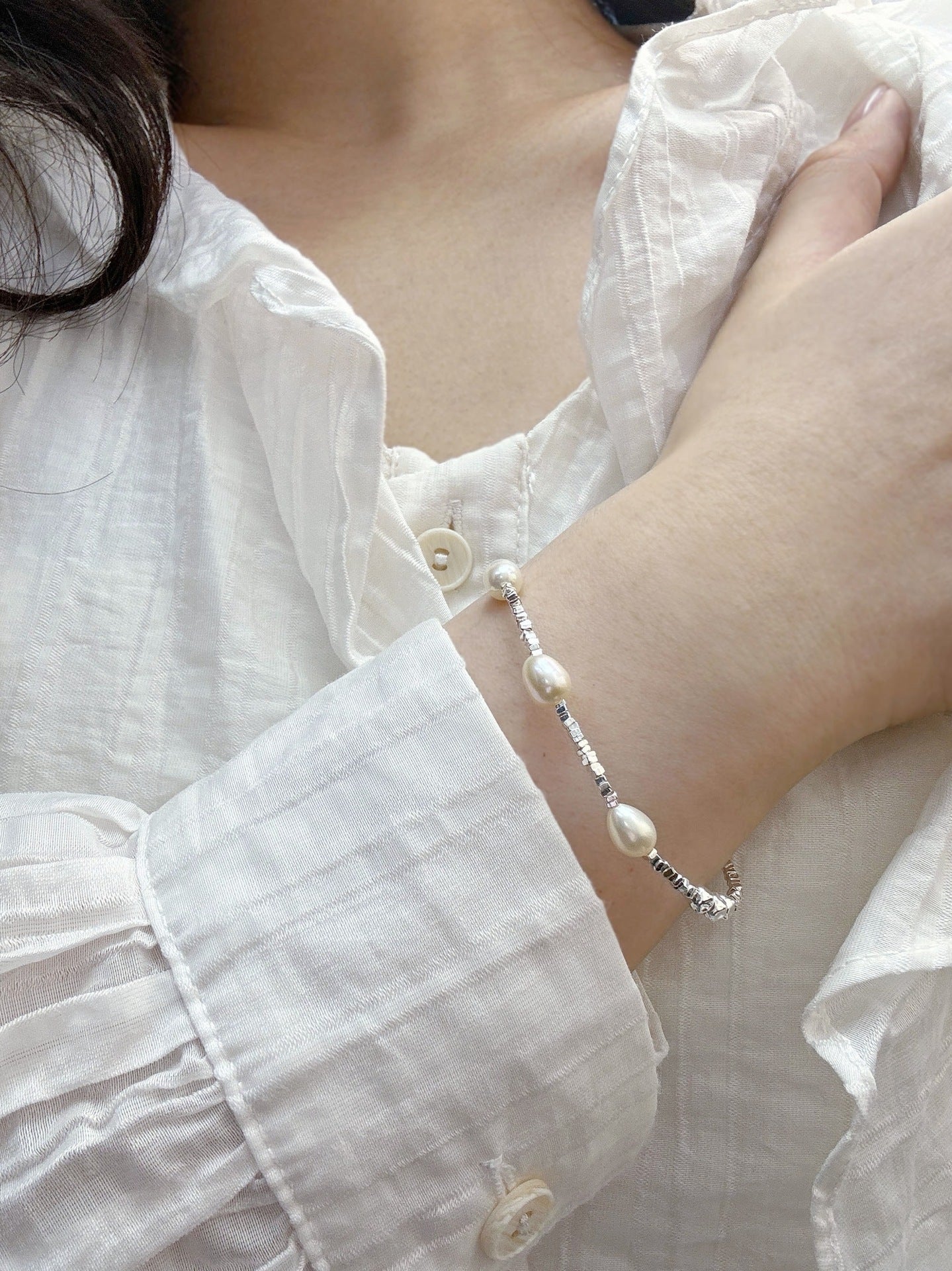 Natural freshwater pearl bracelet