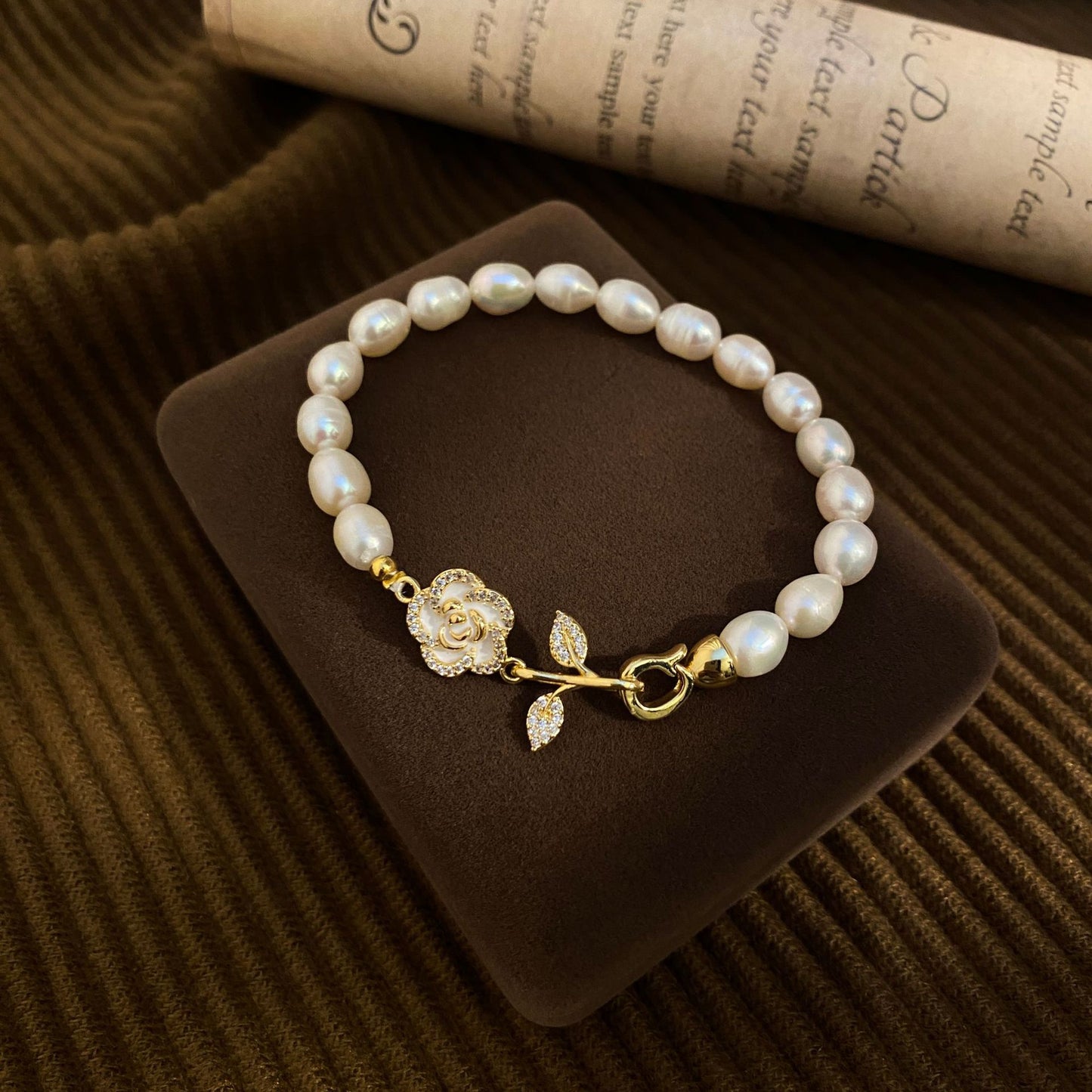 Exquisite Camellia Natural Pearl Necklace