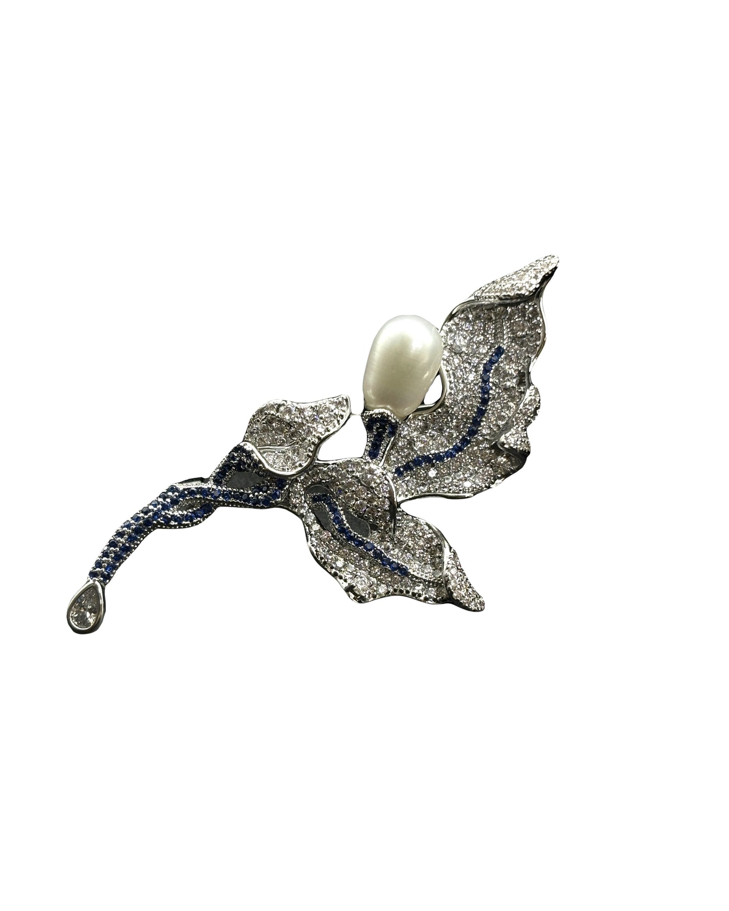 Natural Pearl Leaf Design Elegant Brooch