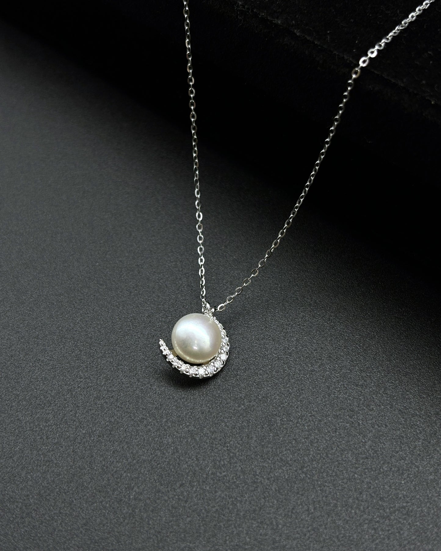 Moon Muse Pearl Pendant