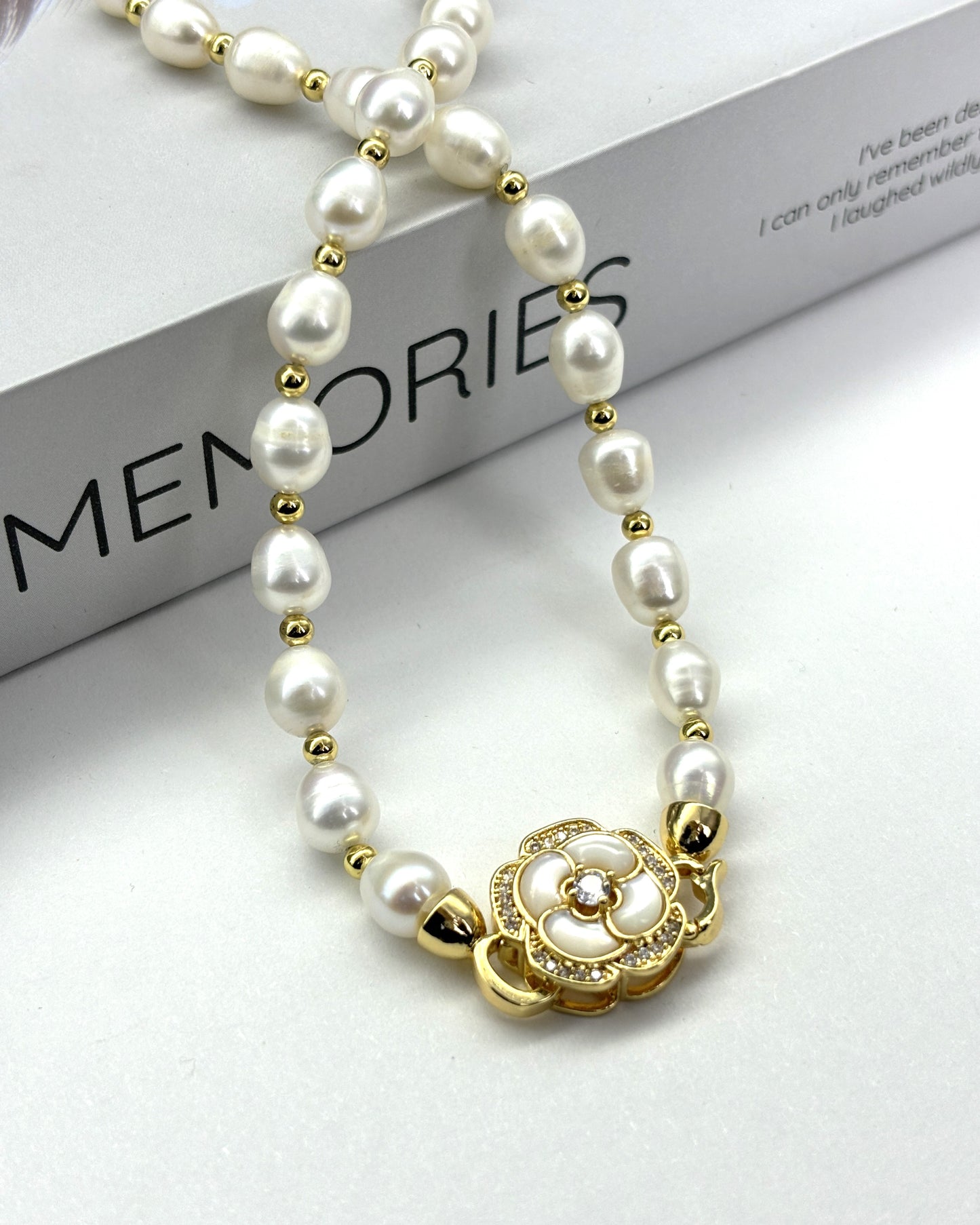 Natural Freshwater Pearl Necklace Vintage Clavicle Chain