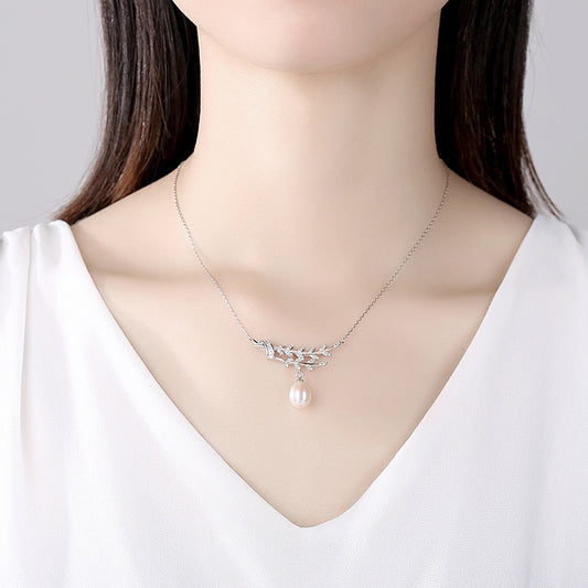 Leaf Design Freshwater Pearl Pendant