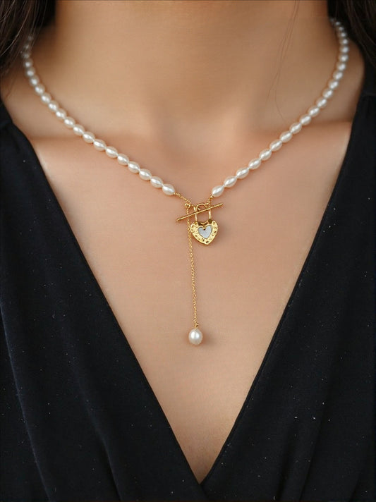 French pearl love shell necklace
