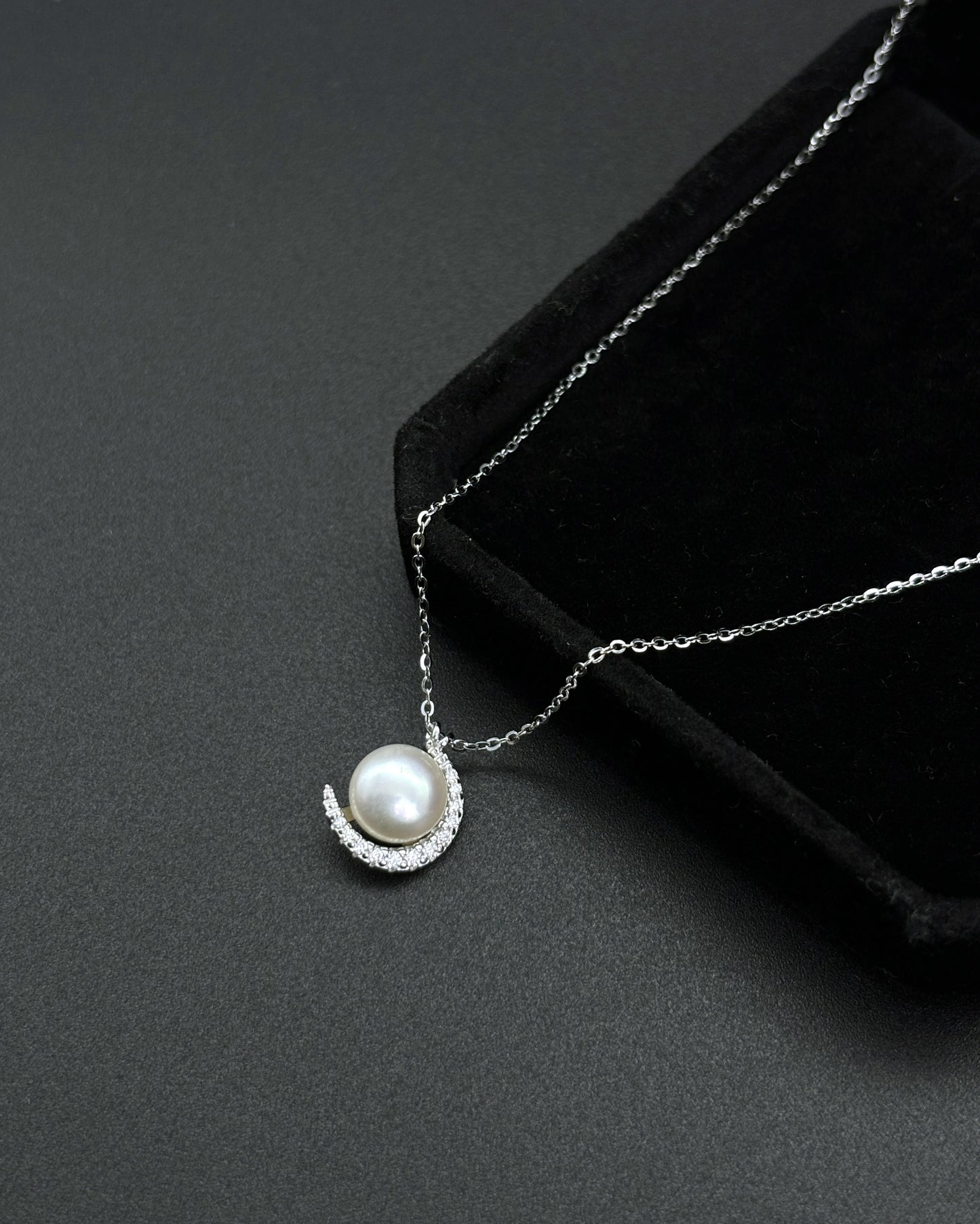 Moon Muse Pearl Pendant