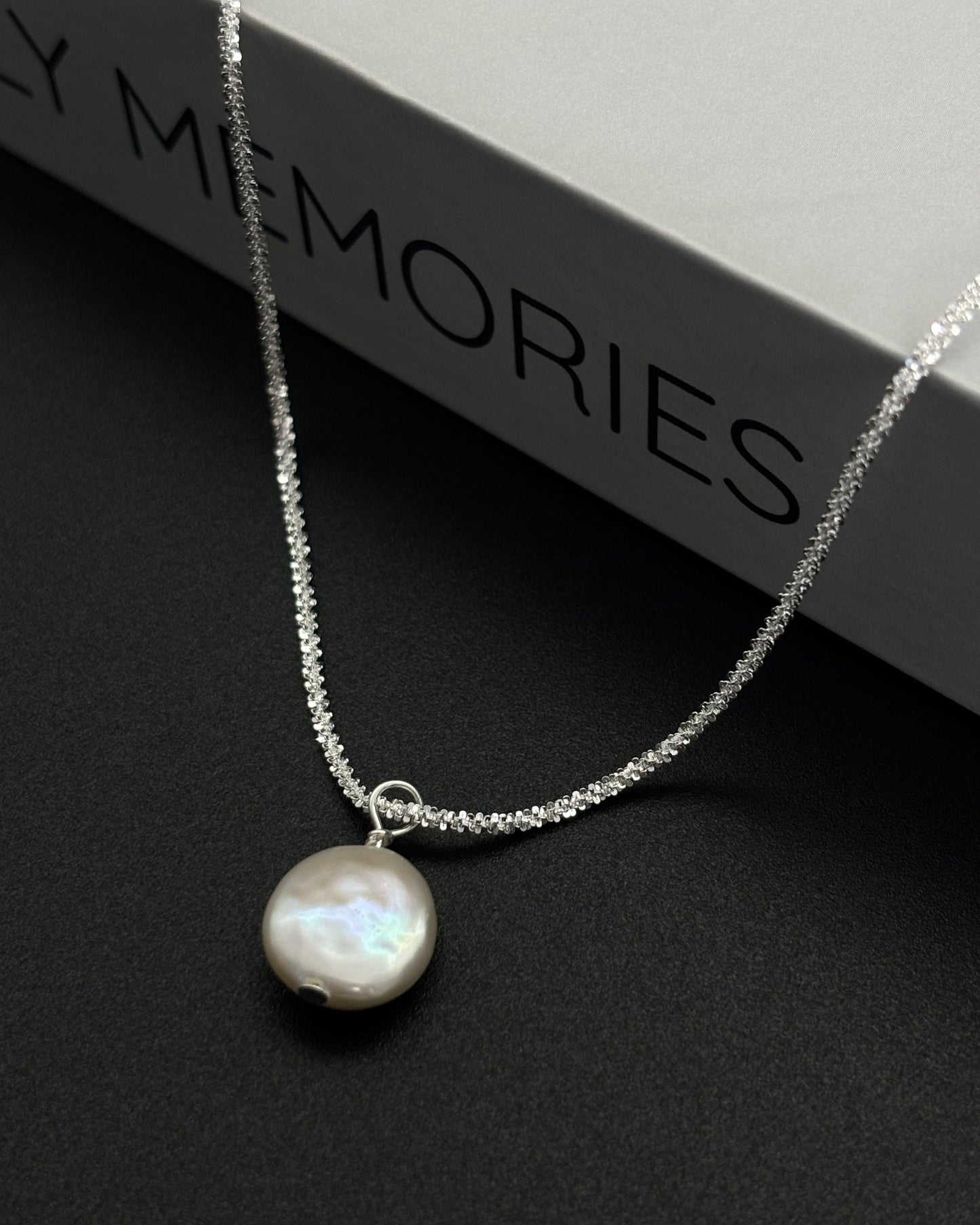 Fashion Trend Baroque Pearl Necklace Collarbone Chain
