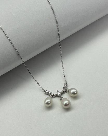 Natural pearl smart fringed pendant