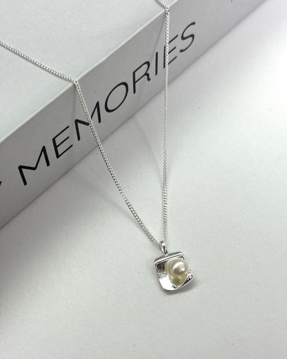 Sterling Silver Square Natural Freshwater Pearl Necklace