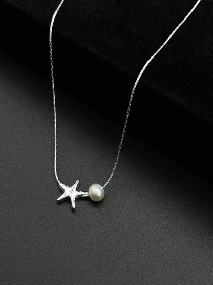 Starfish design pearl necklace