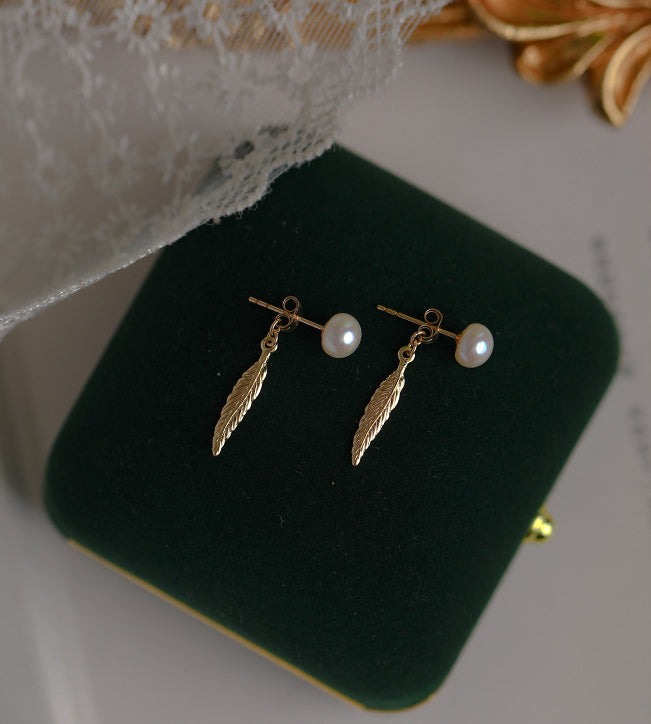 Feather freshwater pearl stud earrings