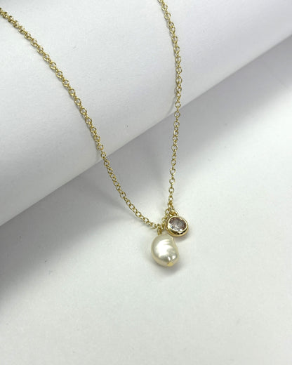 Baroque design pearl pendant