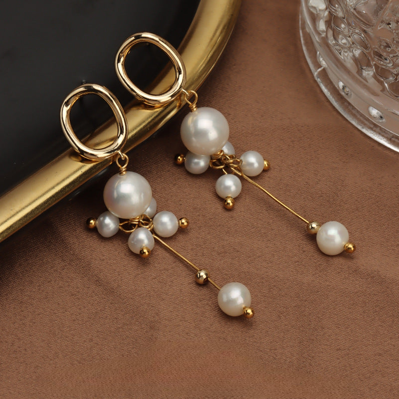 Flower tassel design pearl earrings