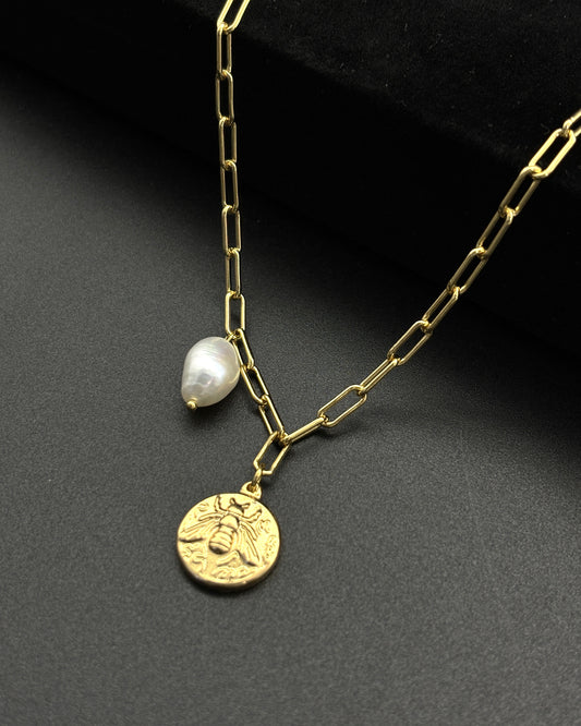 Retro round brand design pearl pendant