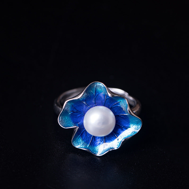 Lotus leaf design pearl ring