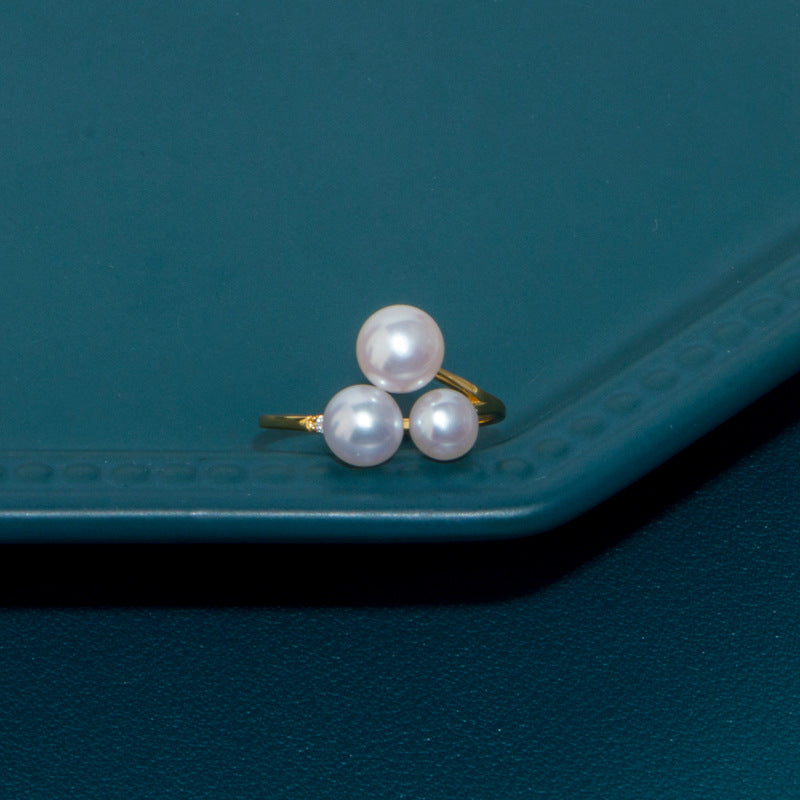 Multiple design pearl rings