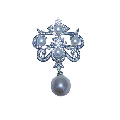 Natural Pearl Court Design Brooch