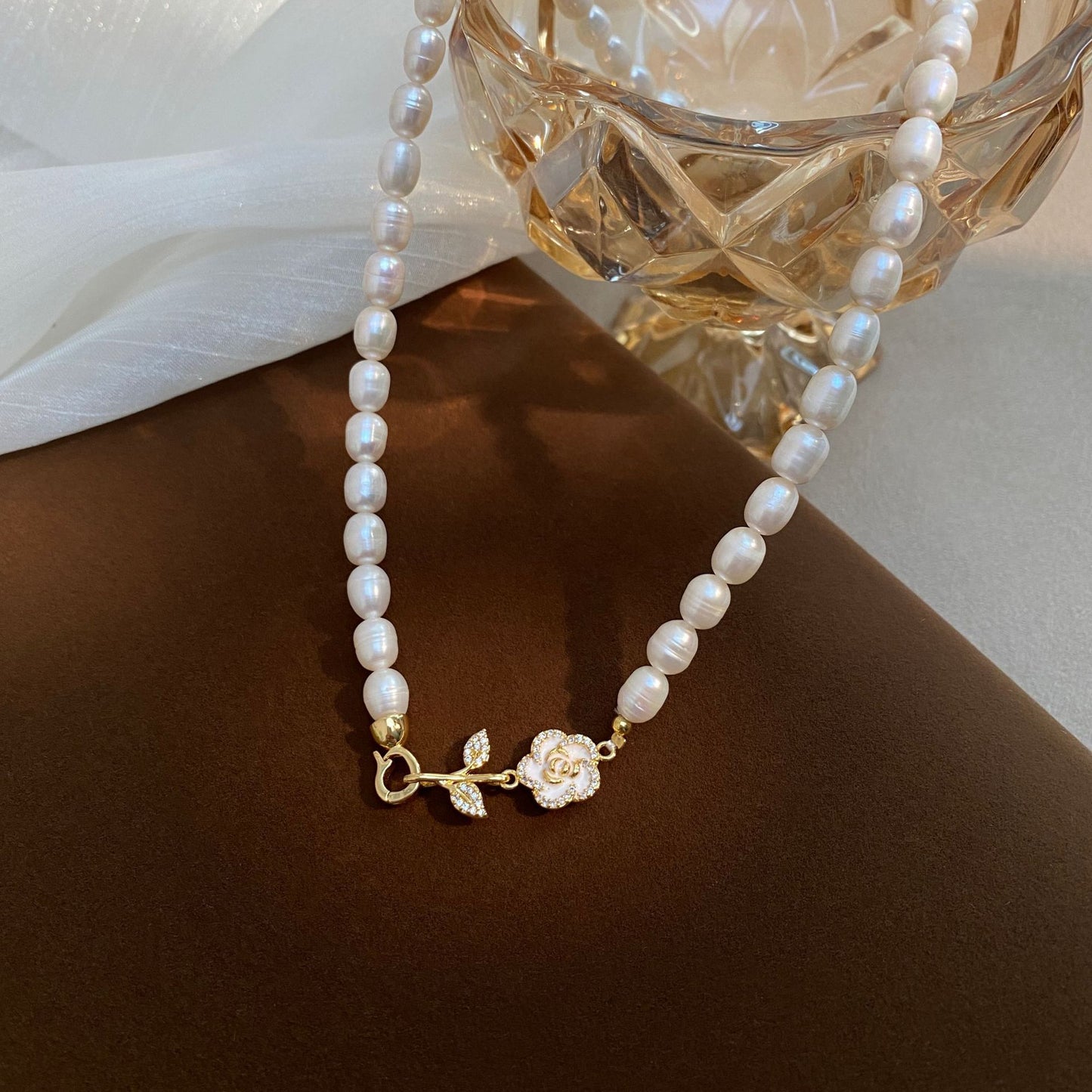 Exquisite Camellia Natural Pearl Necklace