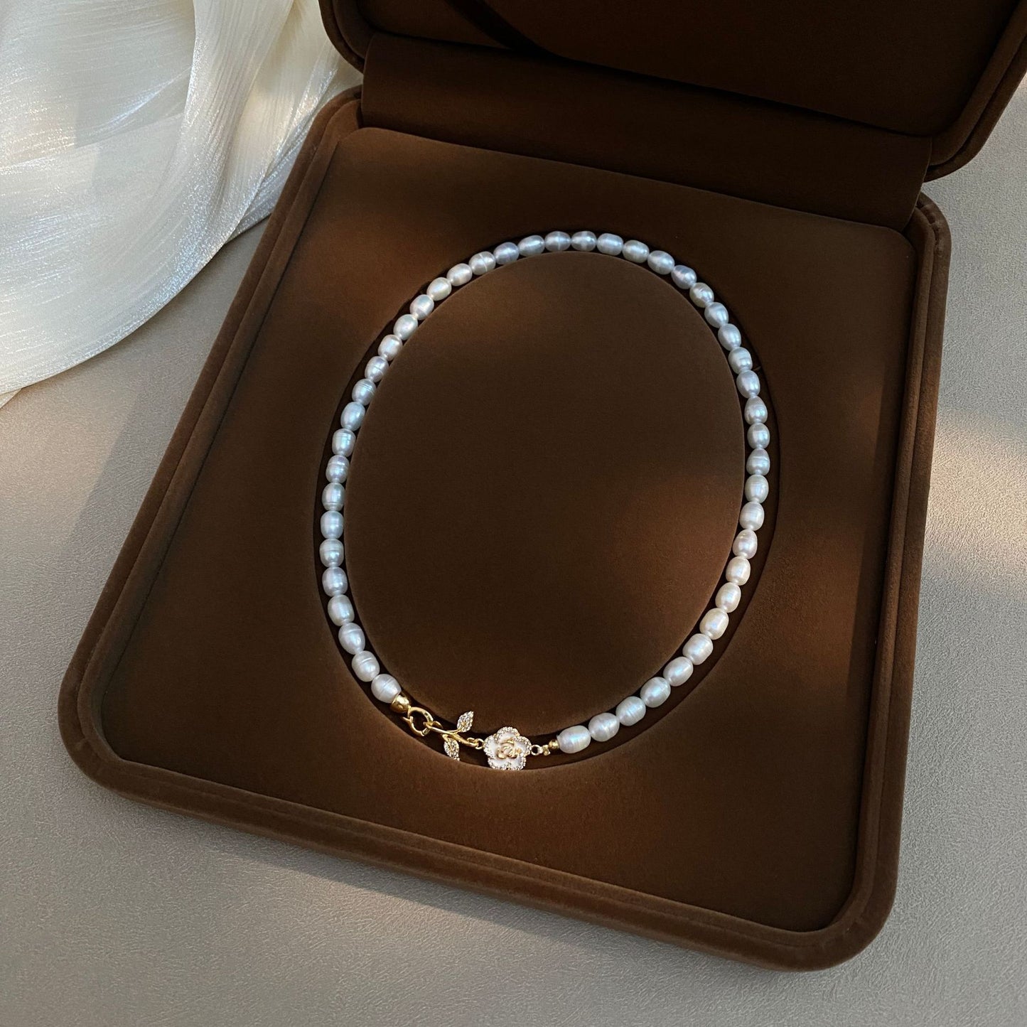Exquisite Camellia Natural Pearl Necklace