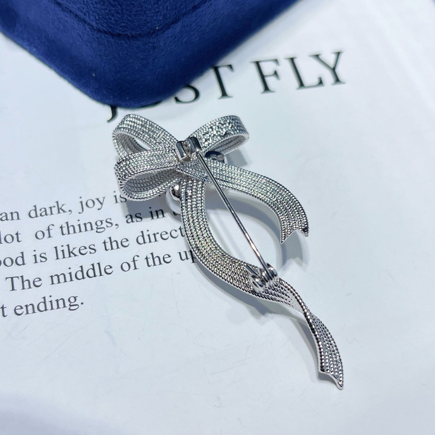 Natural Pearl Ribbon Bow Brooch