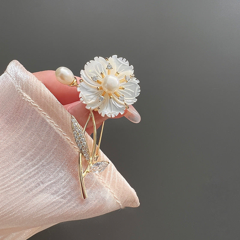 Natural Pearl Elegant Flower Design Brooch
