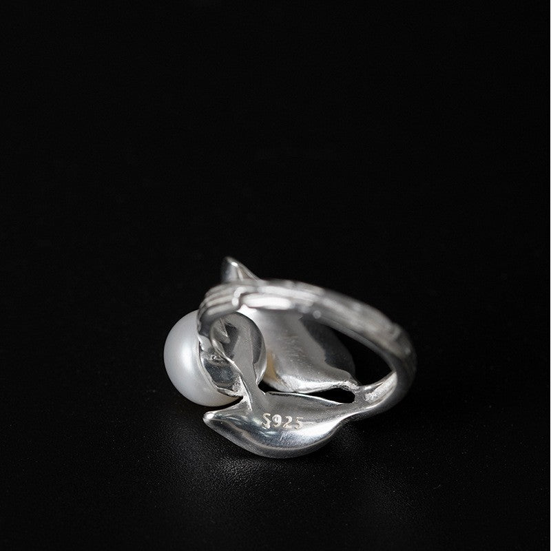 Simple leaf design pearl ring