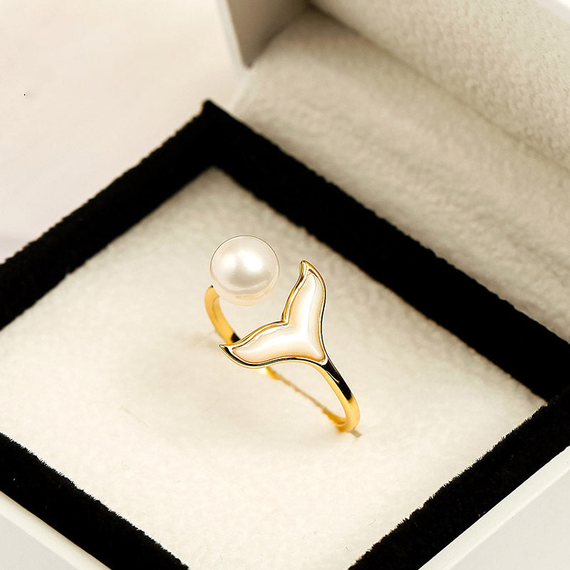 Mermaid Tail Design Pearl Ring