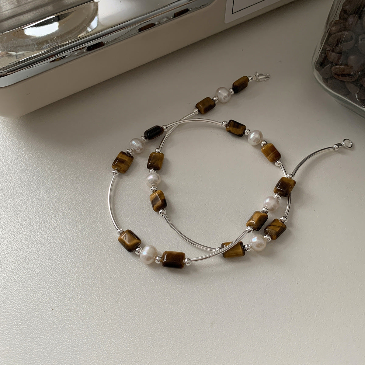 Tiger's Eye Design Pearl Necklace