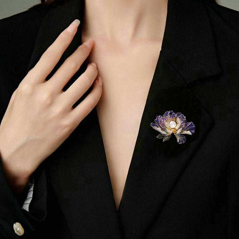 Elegant temperament Peony pearl brooch