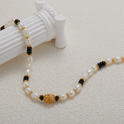Natural pearl black agate design necklace