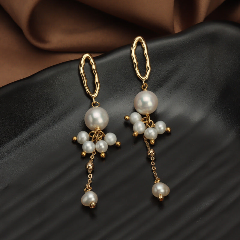 Tassel flower cluster design pearl earrings