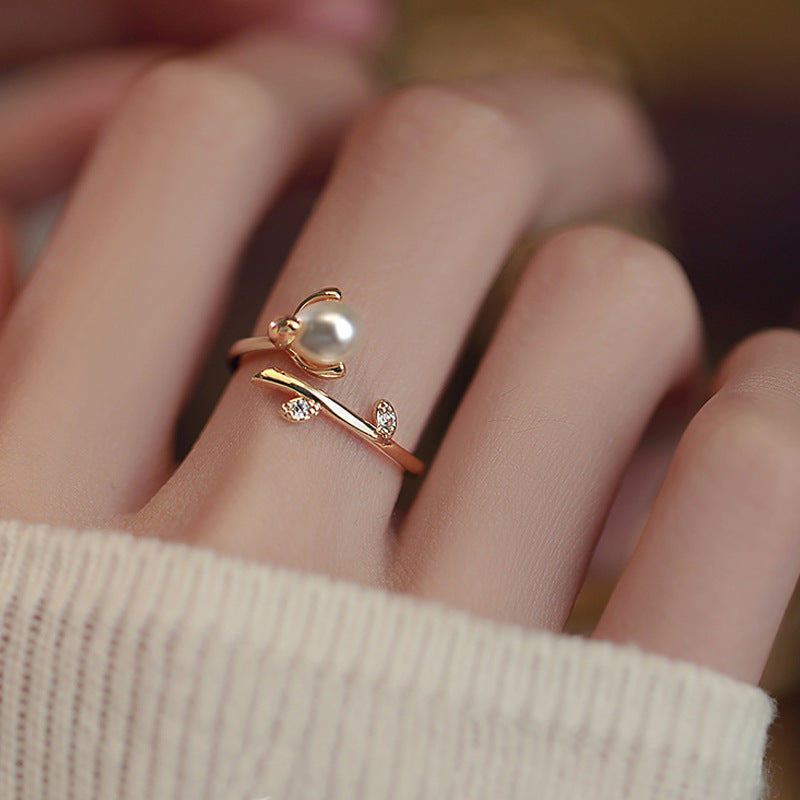 Flower pearl ring