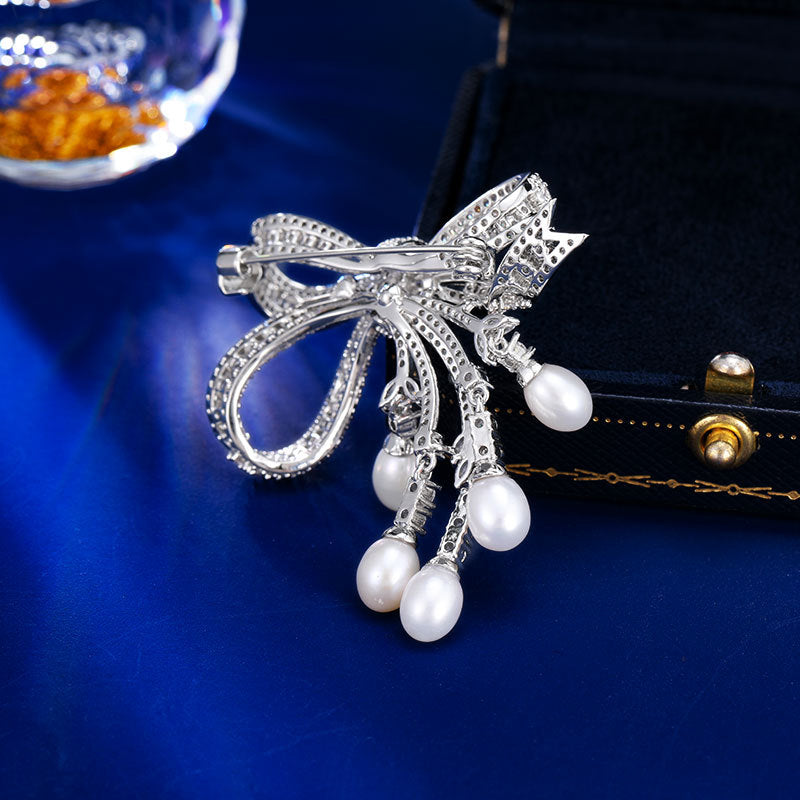 Natural Pearl Versatile Light Luxury Bow Brooch