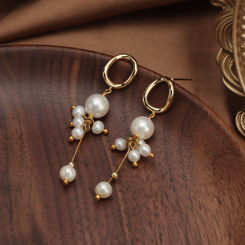 Flower tassel design pearl earrings