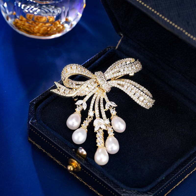 Natural Pearl Versatile Light Luxury Bow Brooch