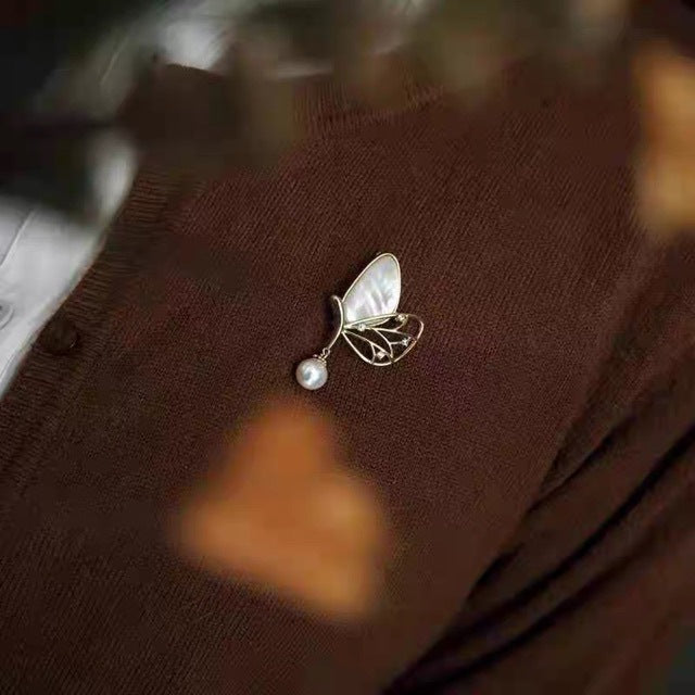 Natural Pearl Butterfly Design Brooch