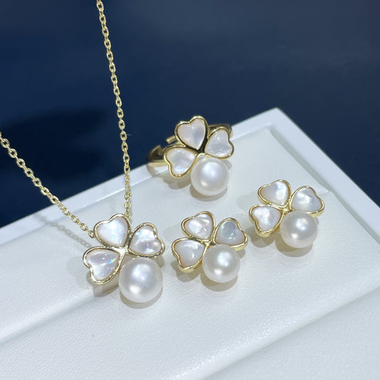 Natural Pearl Clover Design Set