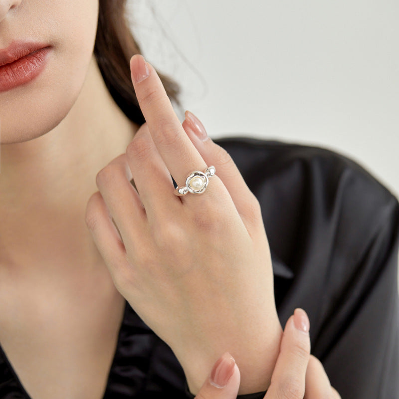 French Lady Irregular Round Pearl Ring