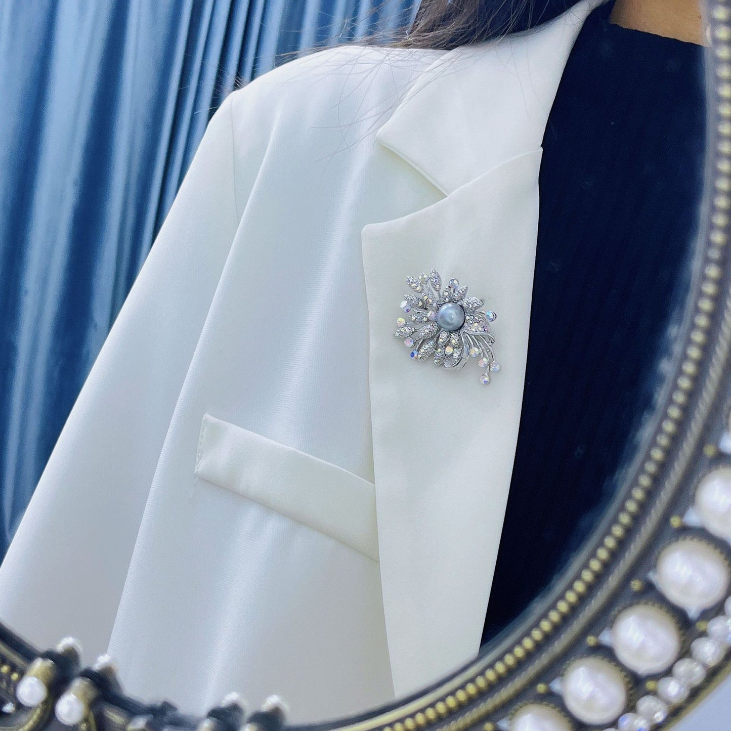 Natural freshwater pearl multicolored iris design brooch