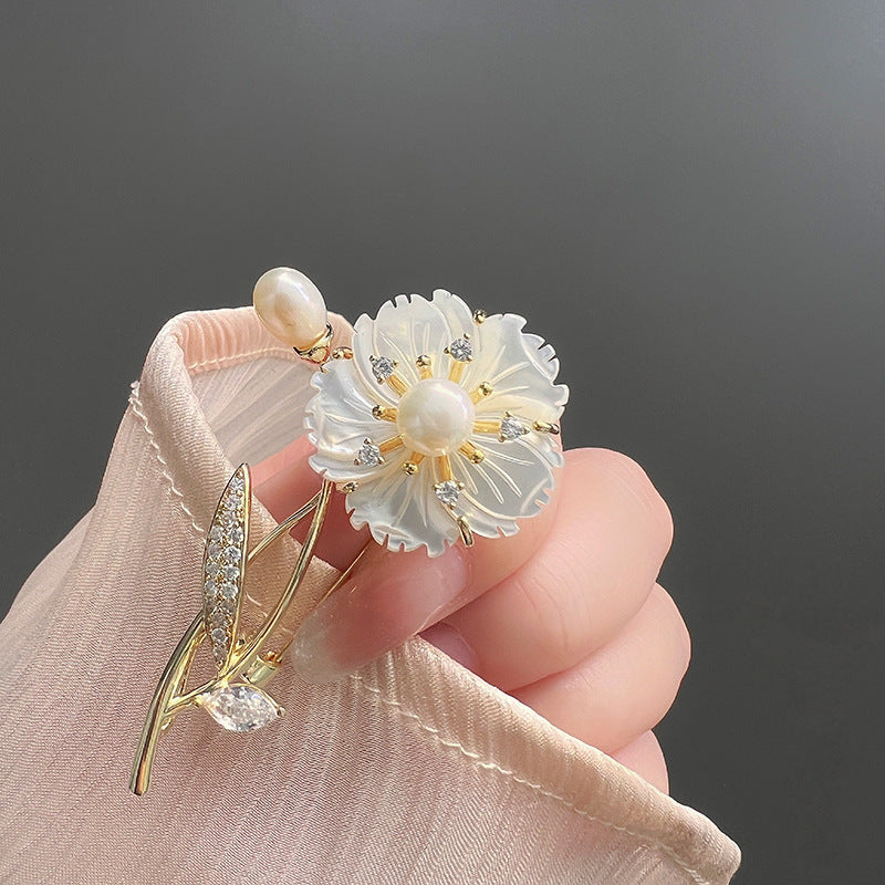 Natural Pearl Elegant Flower Design Brooch
