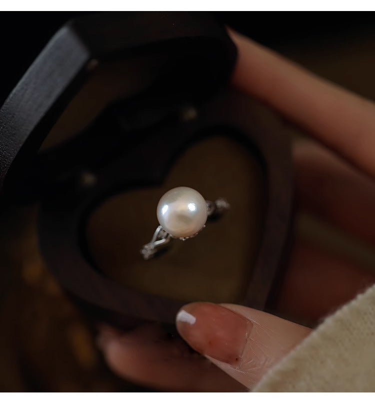 Geometric design pearl ring