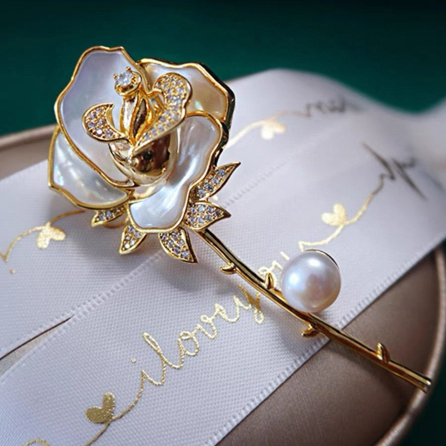 Natural Pearl Rose Niche Luxury Brooch