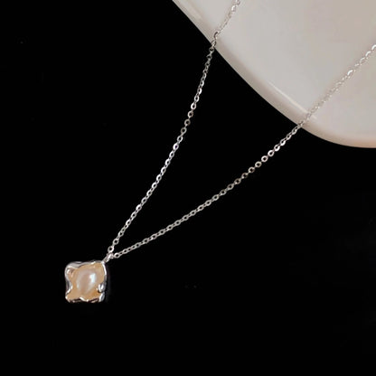 Package Geometric Design Pearl Hoisting