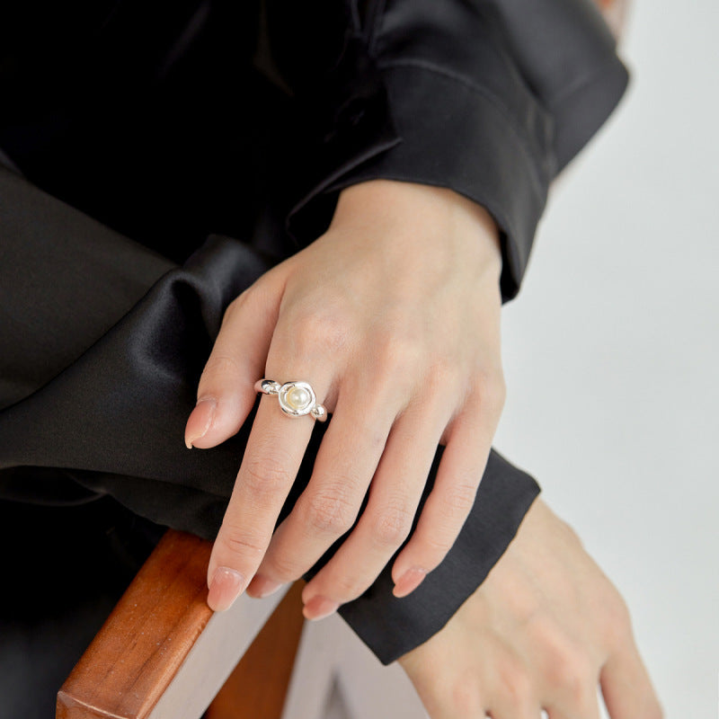 French Lady Irregular Round Pearl Ring