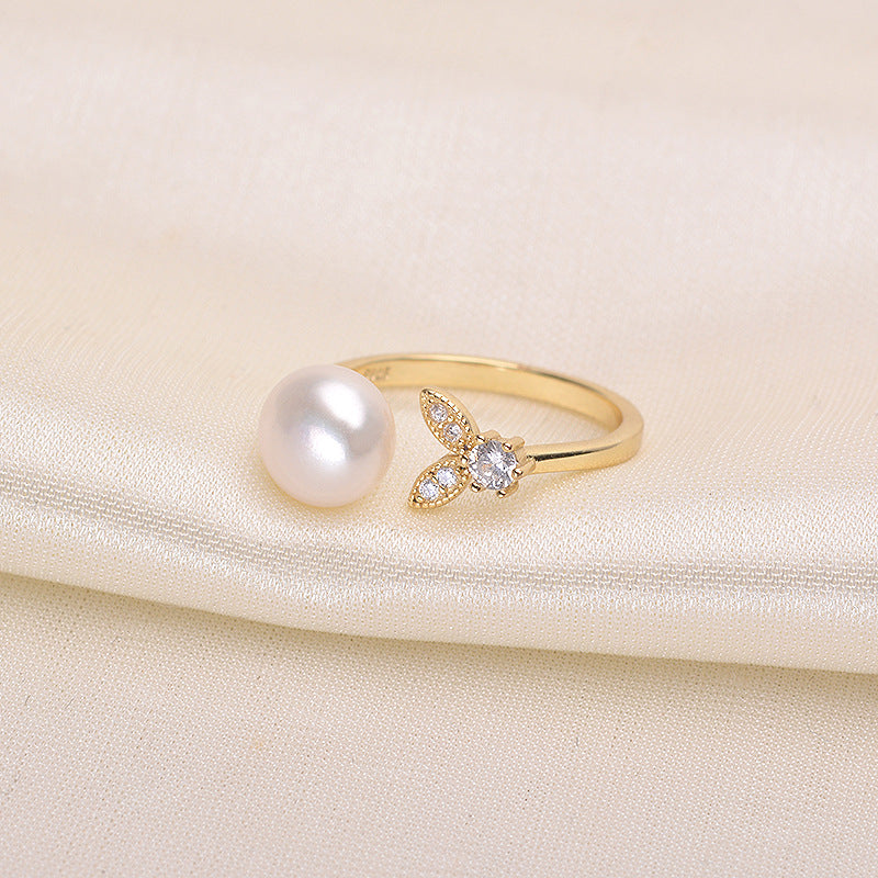 Leaf inlaid design pearl ring