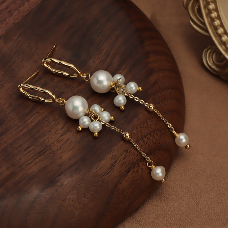 Tassel flower cluster design pearl earrings